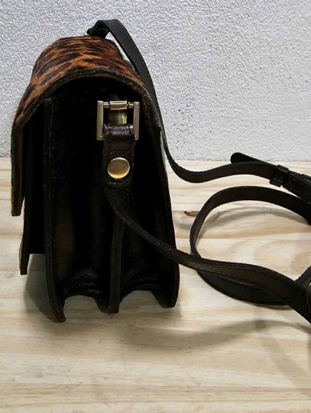 Patricia Nash Leopard Haircalf Crossbody/Shoulder - Picture 3 of 15